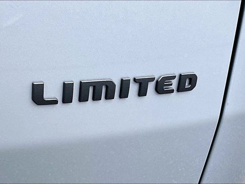 New 2026 Jeep Cherokee Limited AWD/4WD image 12