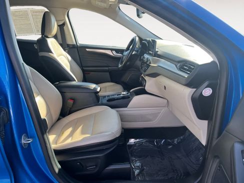 Used 2021 Ford Escape Titanium image 15