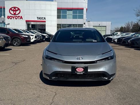 Used 2024 Toyota Prius LE image 2