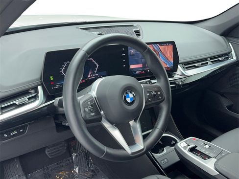 Used 2025 BMW X1 xDrive28i image 14