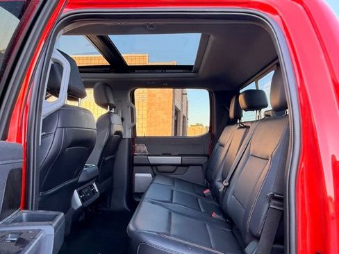 Used 2023 Ford F250 Lariat w/ Lariat Ultimate Package AWD/4WD image 13