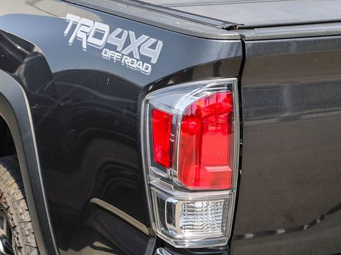 Used 2023 Toyota Tacoma TRD Off-Road AWD/4WD image 9