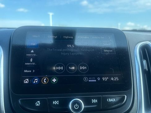 Used 2023 Chevrolet Equinox LT AWD/4WD image 44