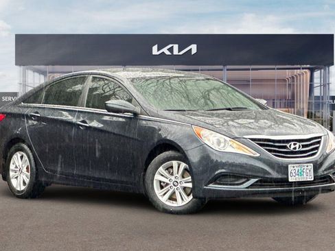 Used 2011 Hyundai Sonata GLS w/ Popular Equipment Pkg 2 image 2