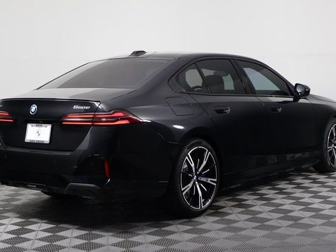 New 2027 BMW 550e xDrive AWD/4WD image 2