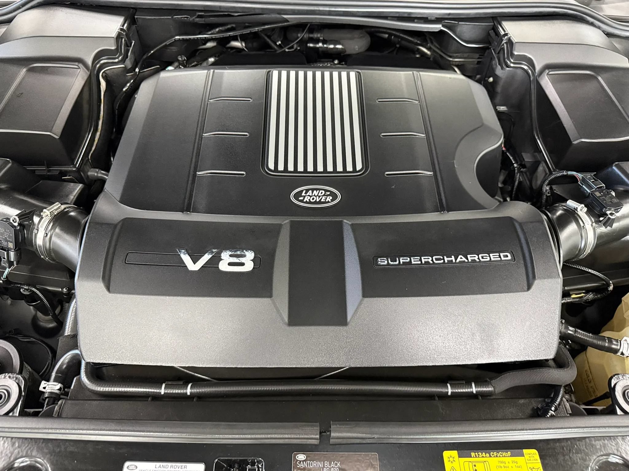 Used 2010 Land Rover Range Rover Sport Supercharged AWD/4WD image 18