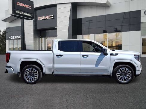 Used 2025 GMC Sierra 1500 Denali Ultimate AWD/4WD image 27
