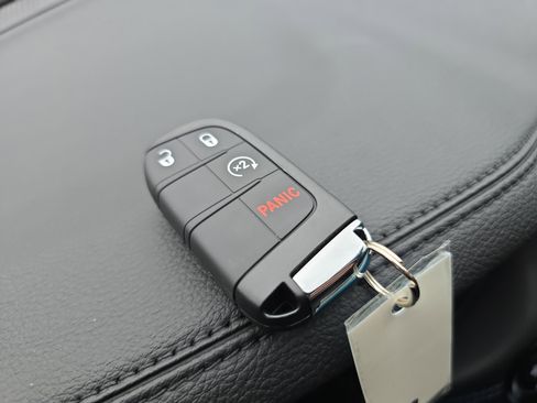 New 2026 Jeep Compass Latitude image 29