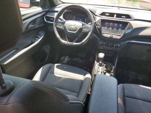 Used 2023 Chevrolet TrailBlazer RS w/ Sun and Liftgate Package FWD image 13