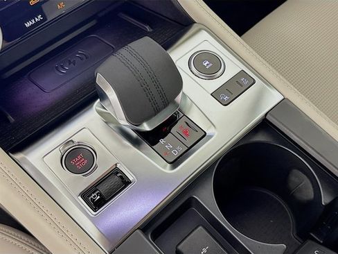 New 2026 Jaguar F-PACE R-Dynamic S image 17