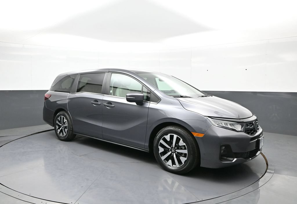 Certified 2025 Honda Odyssey EX-L image 4