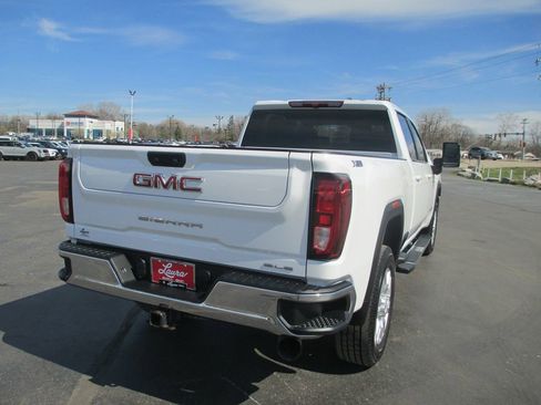 Used 2021 GMC Sierra 2500 SLE w/ SLE Value Package; image 6
