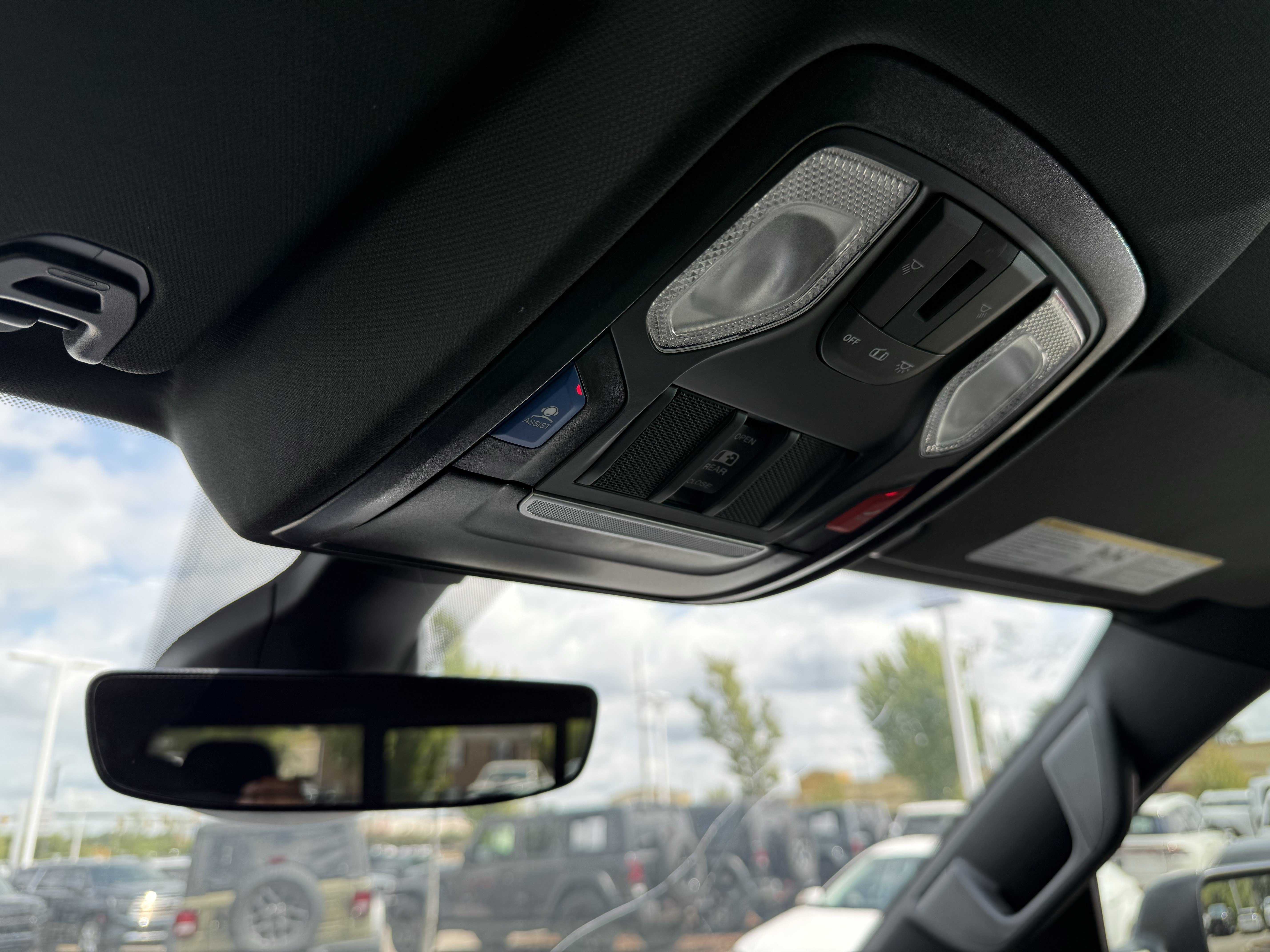 Used 2024 RAM 1500 Big Horn AWD/4WD image 28