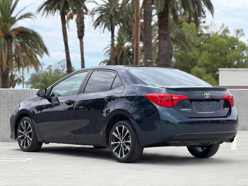 Used 2018 Toyota Corolla SE w/ Carpet Mat Package (TMS) FWD image 17