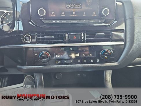 Used 2024 Nissan Pathfinder SV w/ Cargo Package image 21