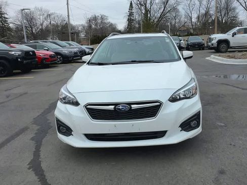 Used 2018 Subaru Impreza 2.0i Premium image 3