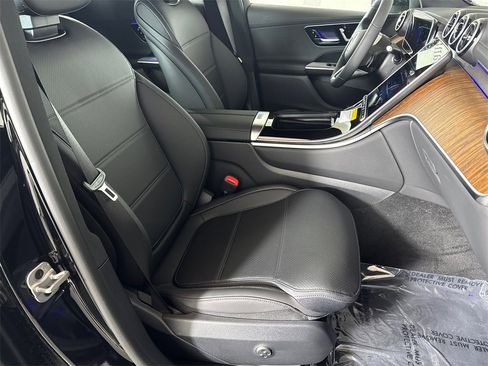 Certified 2025 Mercedes-Benz GLC 300 4MATIC image 13