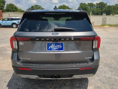 New 2026 Ford Explorer Active w/ Active Comfort Package