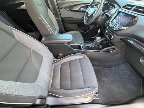 Used 2021 Chevrolet TrailBlazer LT w/ Convenience Package image 11