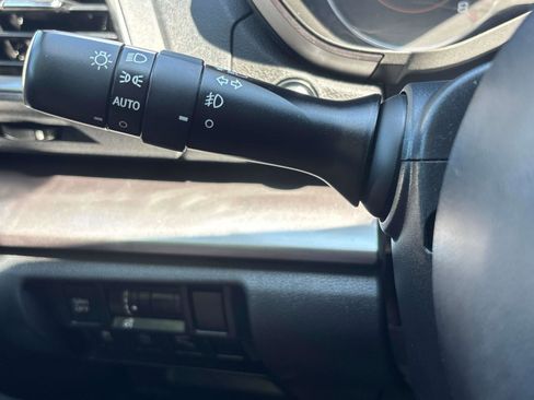 Used 2021 Subaru Crosstrek 2.5i Limited w/ Moonroof Package 1 image 29
