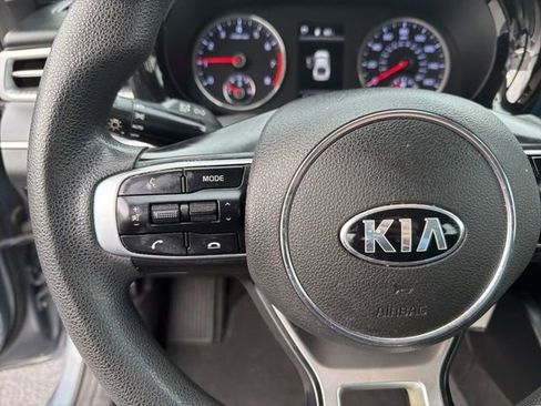 Used 2021 Kia K5 LX image 18