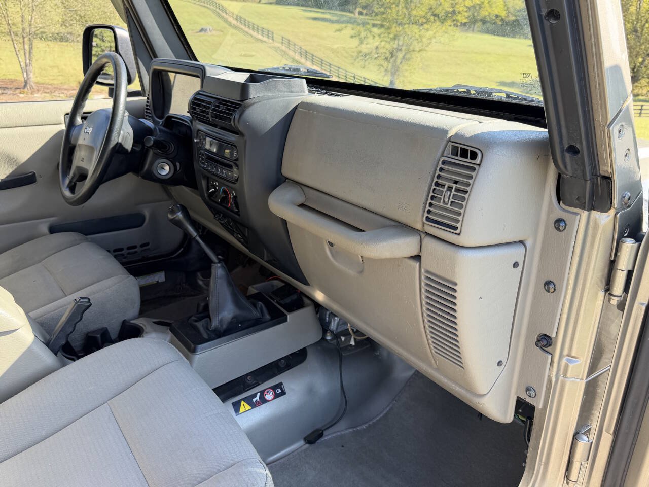 Used 2006 Jeep Wrangler X AWD/4WD image 32