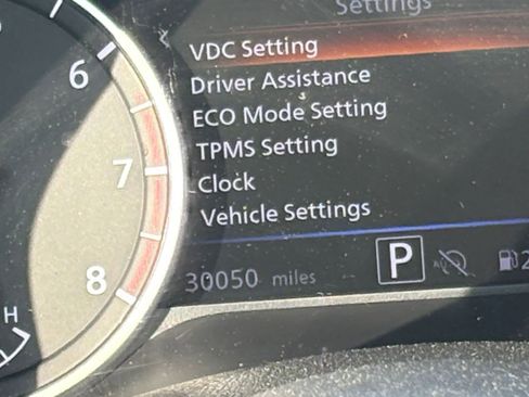 Used 2025 Nissan Sentra SV image 38