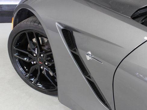 Used 2016 Chevrolet Corvette Stingray Coupe w/ 2LT Preferred Equipment Group image 22