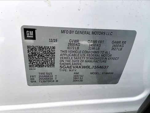 Used 2020 Buick Enclave Essence w/ Sound and Sites Package image 32