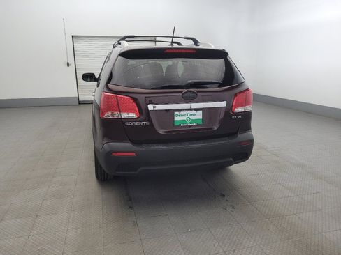 Used 2013 Kia Sorento EX w/ EX V6 Premium Pkg image 6
