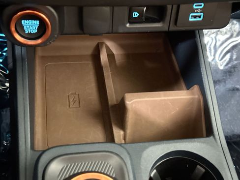 Used 2023 Ford Maverick Lariat w/ Lariat Luxury Package image 27