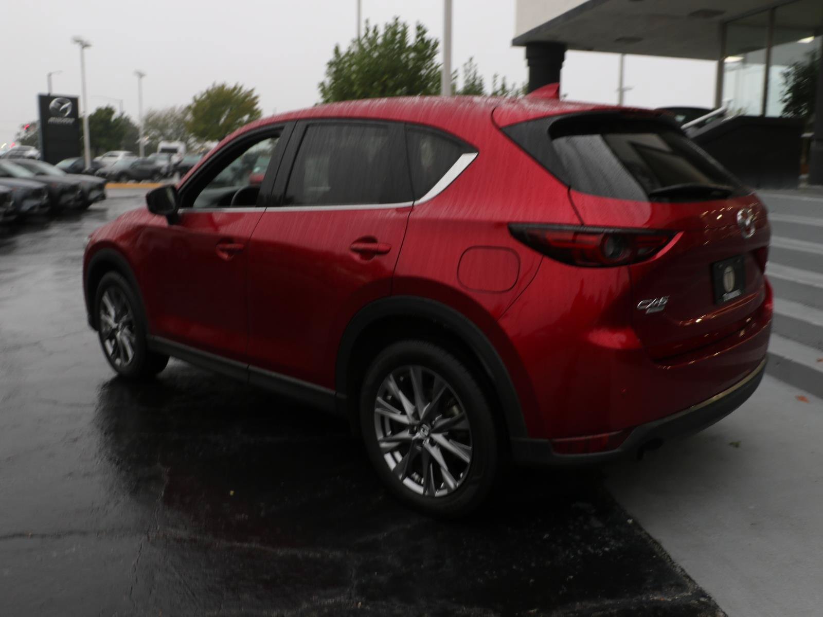 Used 2019 MAZDA CX-5 Signature AWD/4WD image 3