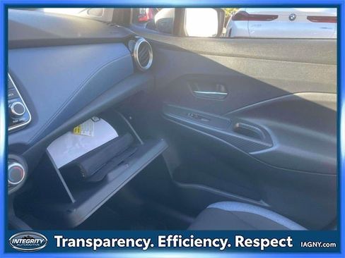 Certified 2025 Nissan Versa SV w/ Trunk Package image 31