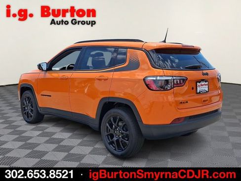 New 2026 Jeep Compass Latitude AWD/4WD image 3