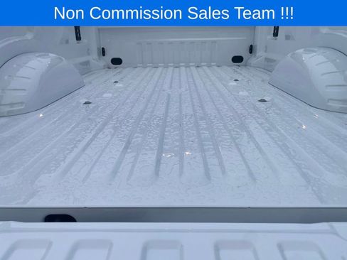 New 2026 Ford F250 XL w/ XL Chrome Package image 30