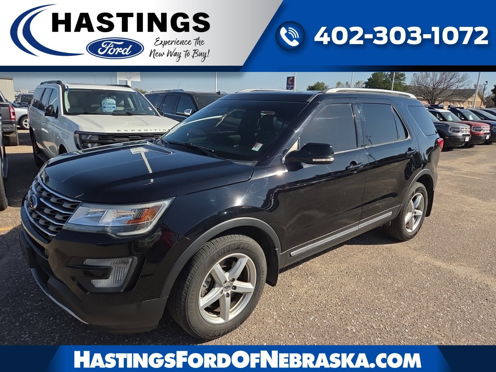 Used 2016 Ford Explorer XLT w/ Equipment Group 202A AWD/4WD image 1