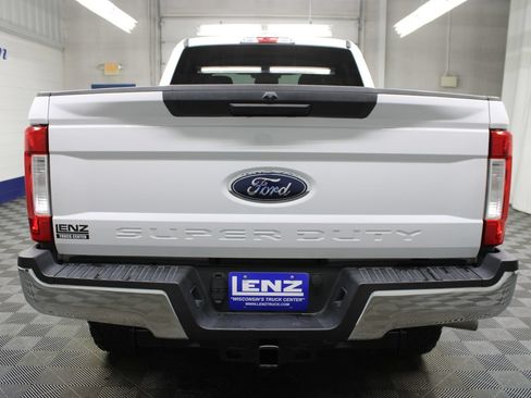 Used 2017 Ford F250 XLT AWD/4WD image 31