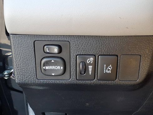 Used 2016 Toyota RAV4 XLE w/ Convenience Package AWD/4WD image 27