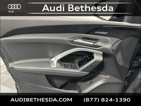 Certified 2025 Audi Q5 Premium AWD/4WD image 14