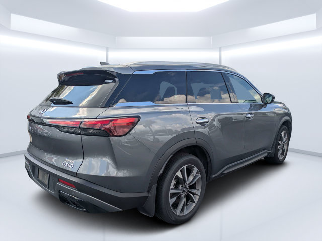Used 2025 INFINITI QX60 Luxe FWD image 3