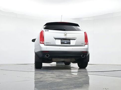 Used 2016 Cadillac SRX Luxury w/ Driver Awareness Package AWD/4WD image 38