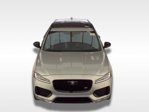 Used 2019 Jaguar F-PACE S AWD/4WD image 5