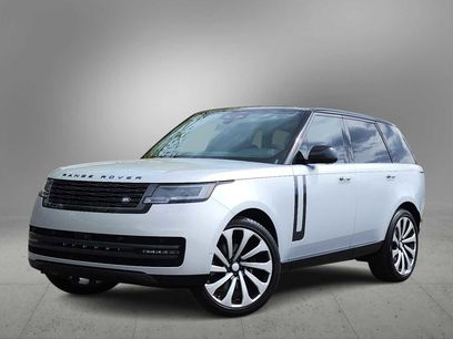 Used 2025 Land Rover Range Rover SE