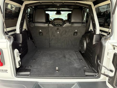 Used 2019 Jeep Wrangler Unlimited Rubicon image 45