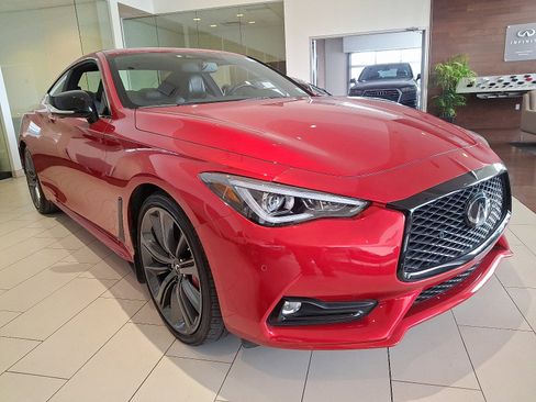 Certified 2022 INFINITI Q60 Red Sport 400 w/ Cargo Package image 3