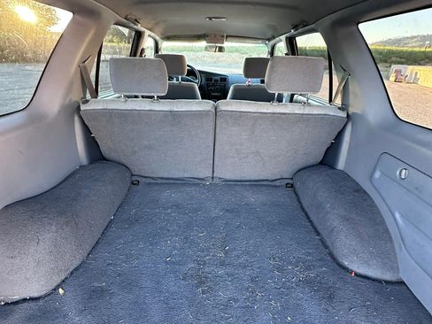 Used 2000 Toyota 4Runner 2WD image 12