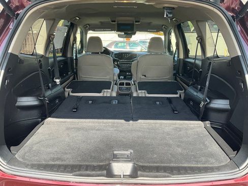 Used 2021 Honda Pilot Touring image 38