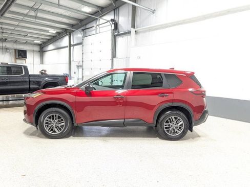 Used 2021 Nissan Rogue S image 6