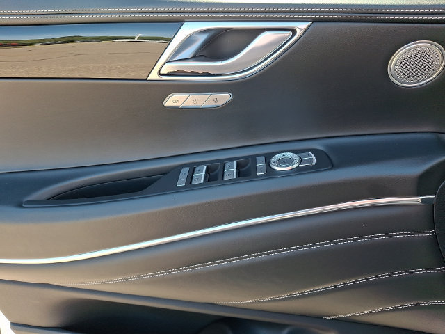 Used 2021 Genesis GV80 2.5T RWD image 12