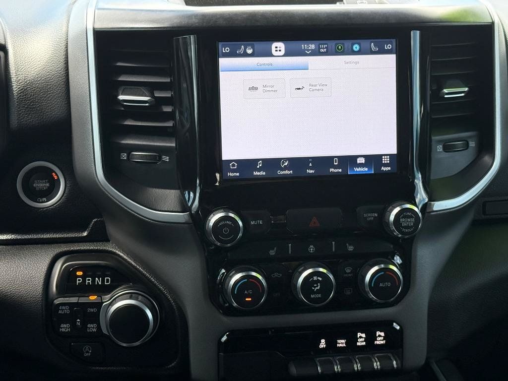 Used 2022 RAM 1500 Big Horn AWD/4WD image 14